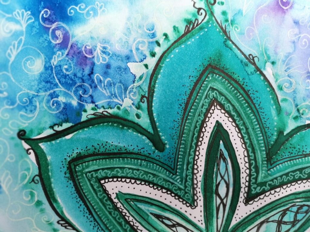 dekorative Elemente des Mandalas in Fineliner und Tusche